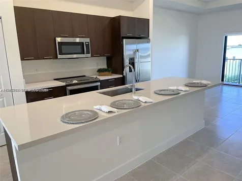 8151 NW 104th Avenue Doral FL 33178
