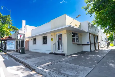 2298 SW 8th Street Miami FL 33135