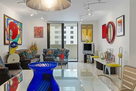 1623 Collins Avenue Miami Beach FL 33139