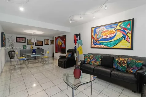 1623 Collins Avenue Miami Beach FL 33139