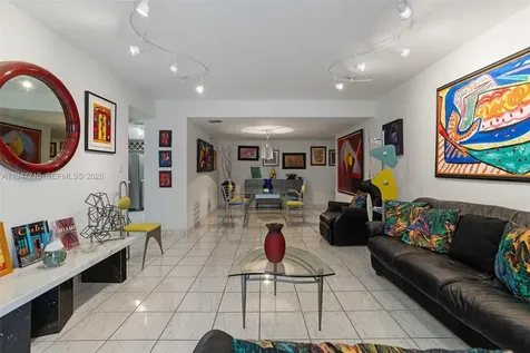 1623 Collins Avenue Miami Beach FL 33139