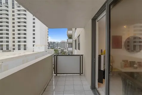 1623 Collins Avenue Miami Beach FL 33139