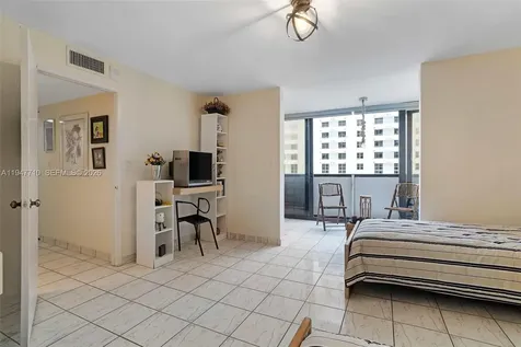1623 Collins Avenue Miami Beach FL 33139