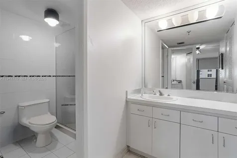 1623 Collins Avenue Miami Beach FL 33139