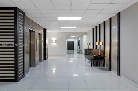 1623 Collins Avenue Miami Beach FL 33139