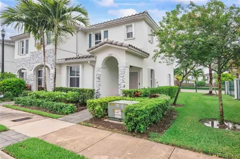 2751 SE 15th Street Homestead FL 33035
