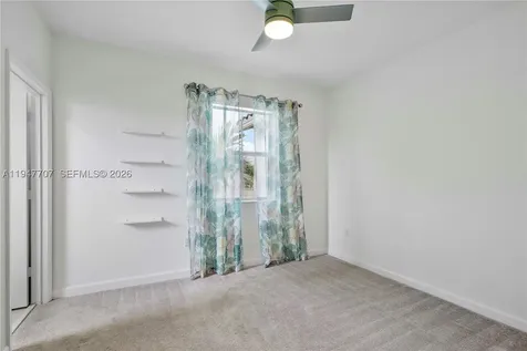 2751 SE 15th Street Homestead FL 33035