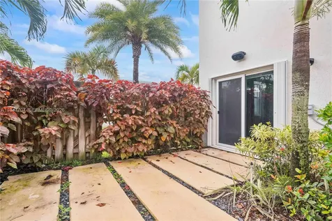 2751 SE 15th Street Homestead FL 33035