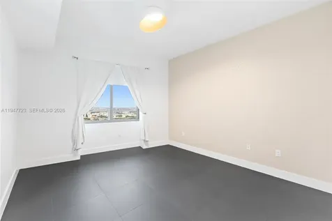 1100 Biscayne Boulevard Miami FL 33132