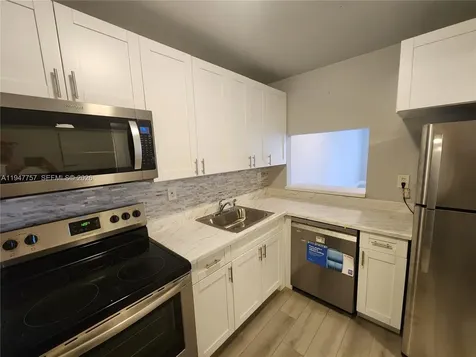 11309 SW 200th Street Miami FL 33157