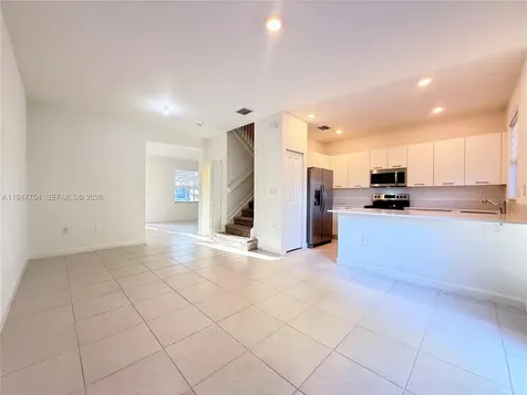 12433 NW 23rd Court Miami FL 33167