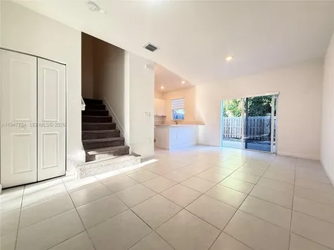 12433 NW 23rd Court Miami FL 33167