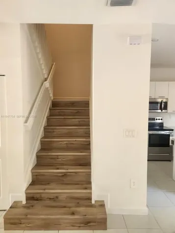 12433 NW 23rd Court Miami FL 33167