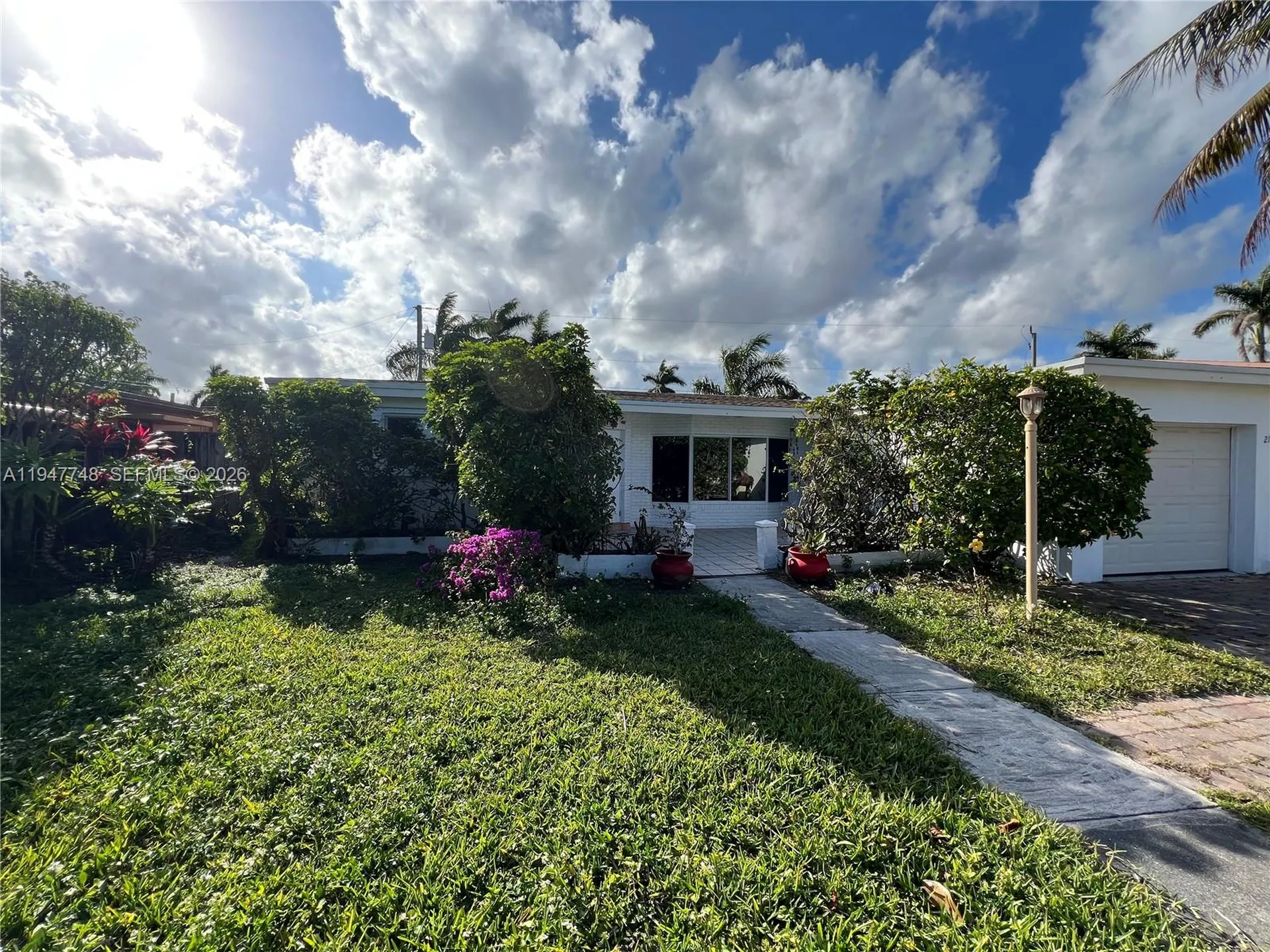 2104 N 14th Court Hollywood FL 33020