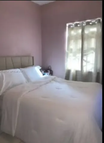 580 NW 116th Terrace Miami FL 33168