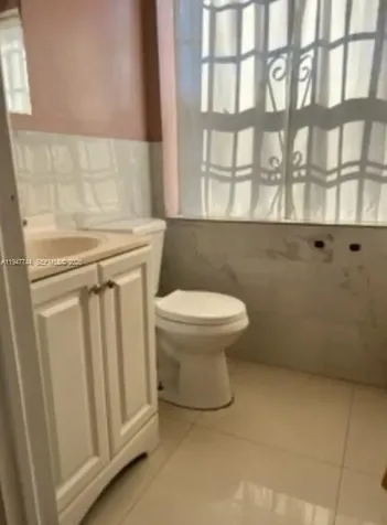 580 NW 116th Terrace Miami FL 33168
