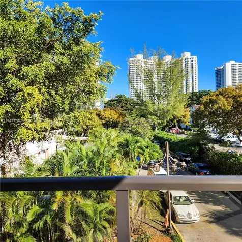18151 NE 31st Court Aventura FL 33160