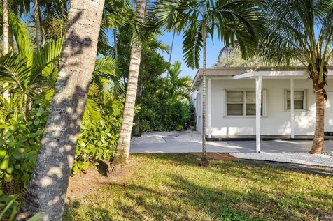550 Cardinal Street Miami Springs FL 33166