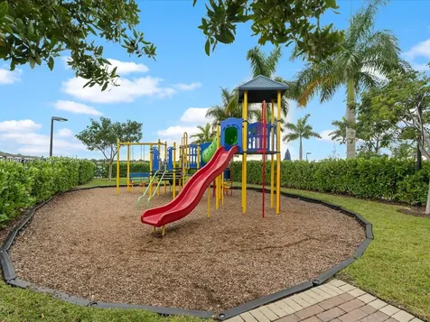 544 NE 206th Lane Miami FL 33179