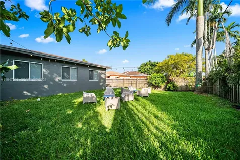 1250 NE 110th Street Miami FL 33161