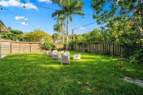 1250 NE 110th Street Miami FL 33161