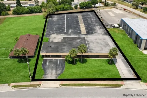 940 Deltona Boulevard Deltona FL 32725