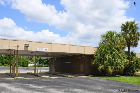 940 Deltona Boulevard Deltona FL 32725
