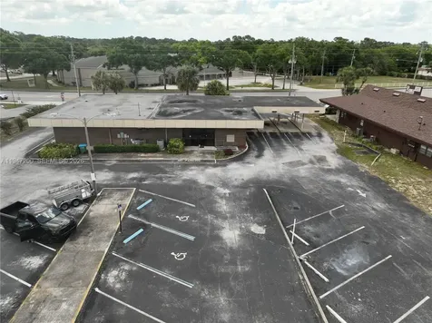 940 Deltona Boulevard Deltona FL 32725