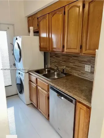 8420 Byron Avenue Miami Beach FL 33141