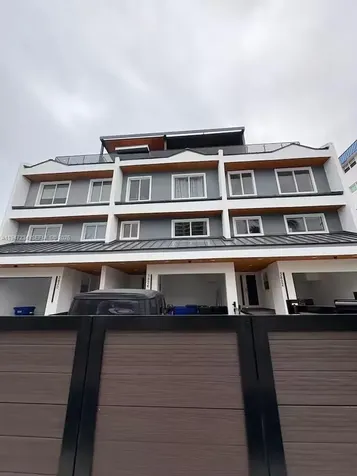 3822 NE 171st Street North Miami Beach FL 33160