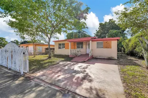 1360 NW 117th Street Miami FL 33167