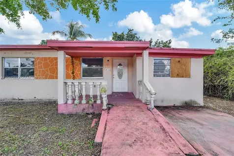 1360 NW 117th Street Miami FL 33167