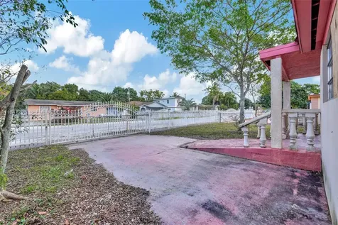1360 NW 117th Street Miami FL 33167