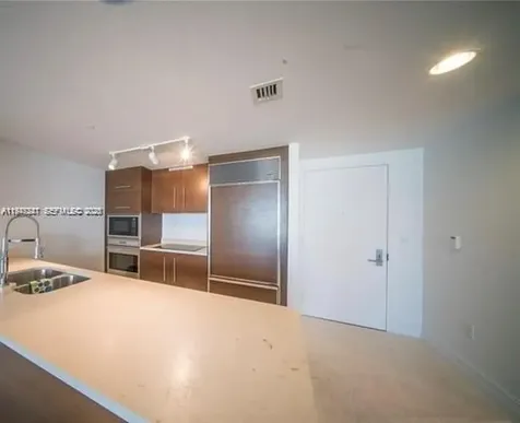 465 Brickell Avenue Miami FL 33131
