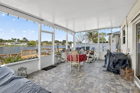 12017 NW 13th Street Pembroke Pines FL 33026