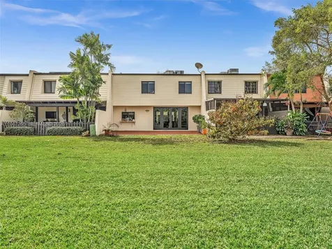 7661 SW 102nd Place Miami FL 33173