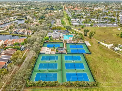 7661 SW 102nd Place Miami FL 33173