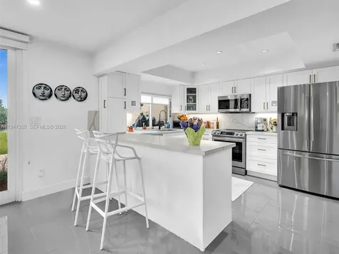 7661 SW 102nd Place Miami FL 33173