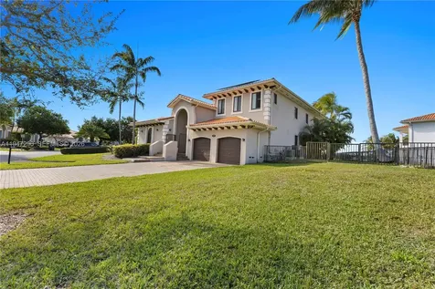 18832 SW 77th Court Cutler Bay FL 33157