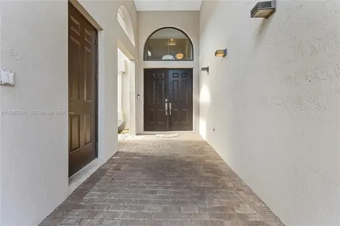 18832 SW 77th Court Cutler Bay FL 33157