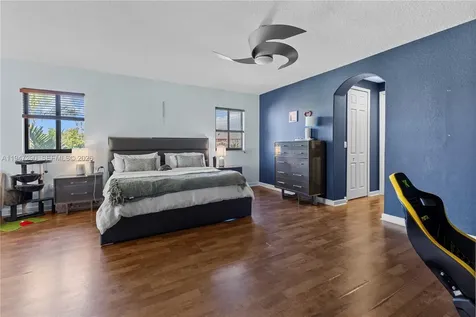 18832 SW 77th Court Cutler Bay FL 33157