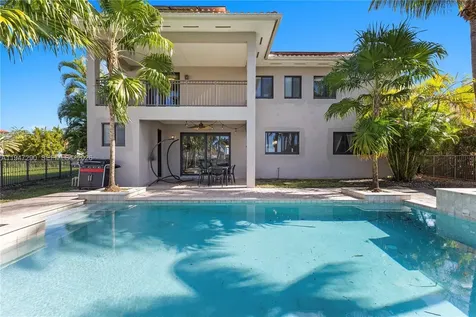 18832 SW 77th Court Cutler Bay FL 33157