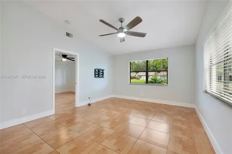 6616 N Parkway Drive Margate FL 33068
