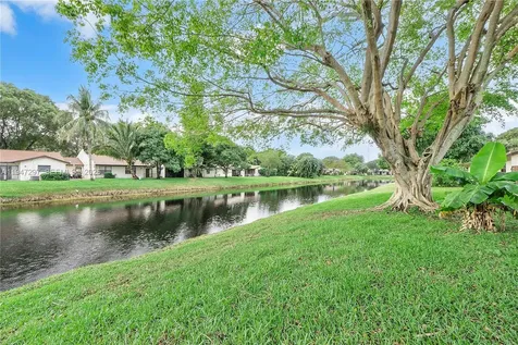 6616 N Parkway Drive Margate FL 33068