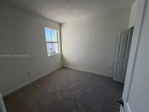2732 SE 26 Avenue Homestead FL 33035
