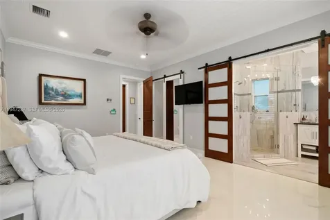 65 Tarpon Avenue Key Largo FL 33037