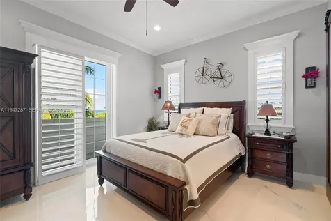 65 Tarpon Avenue Key Largo FL 33037