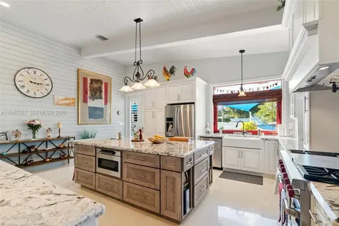 65 Tarpon Avenue Key Largo FL 33037