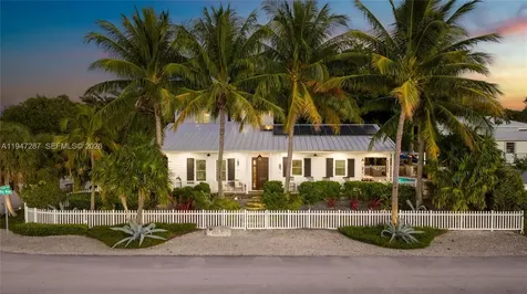 65 Tarpon Avenue Key Largo FL 33037