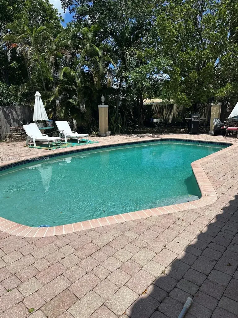 2501 NE 22nd Street Pompano Beach FL 33062